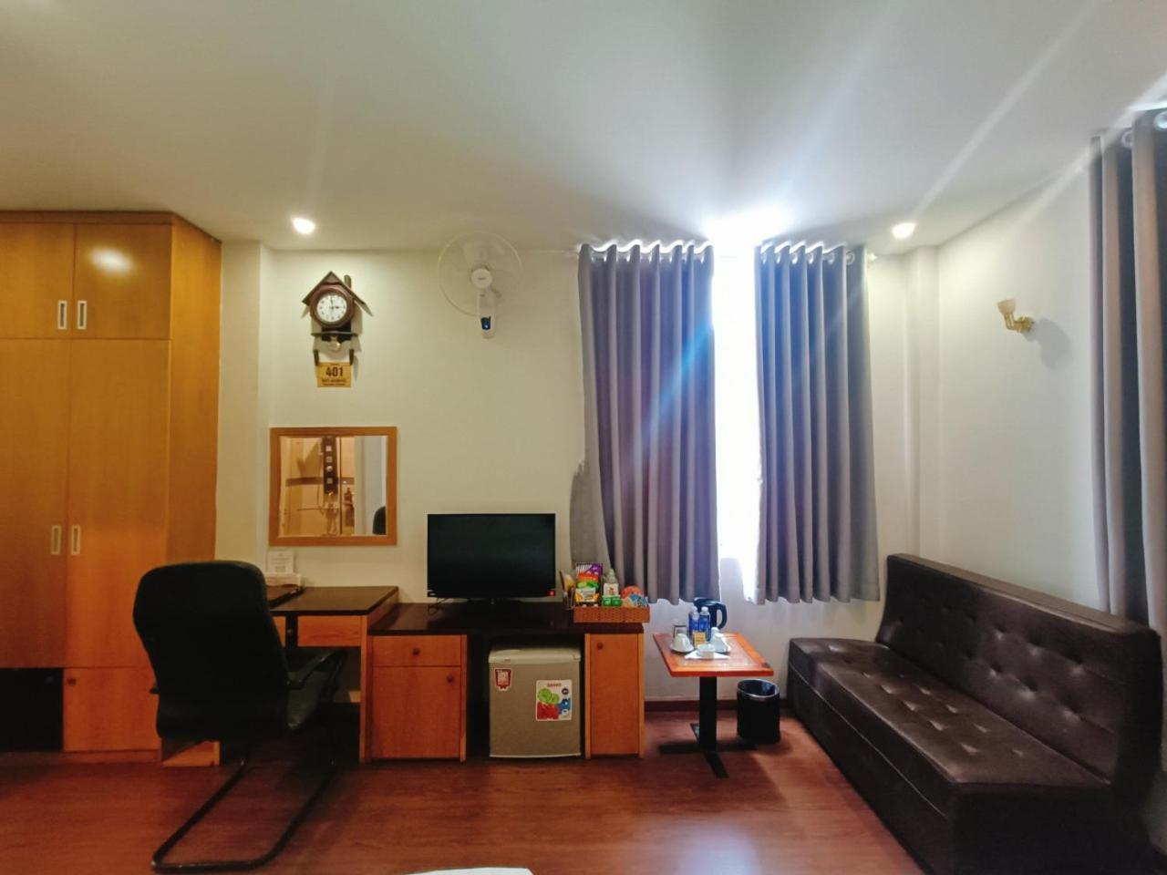 A25 Hotel - 75 Le Thi Hong Gam Хошимин Экстерьер фото
