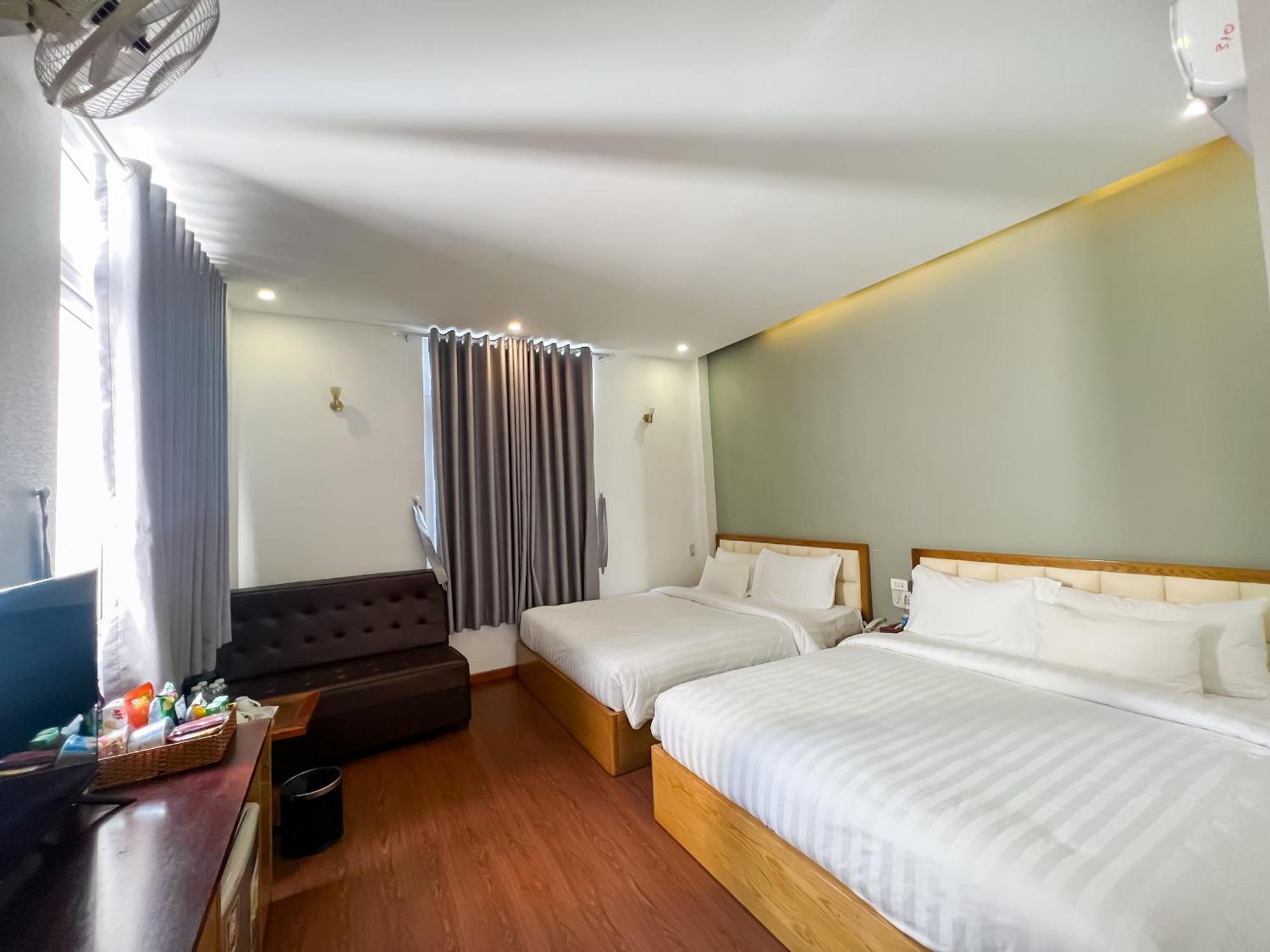 A25 Hotel - 75 Le Thi Hong Gam Хошимин Экстерьер фото