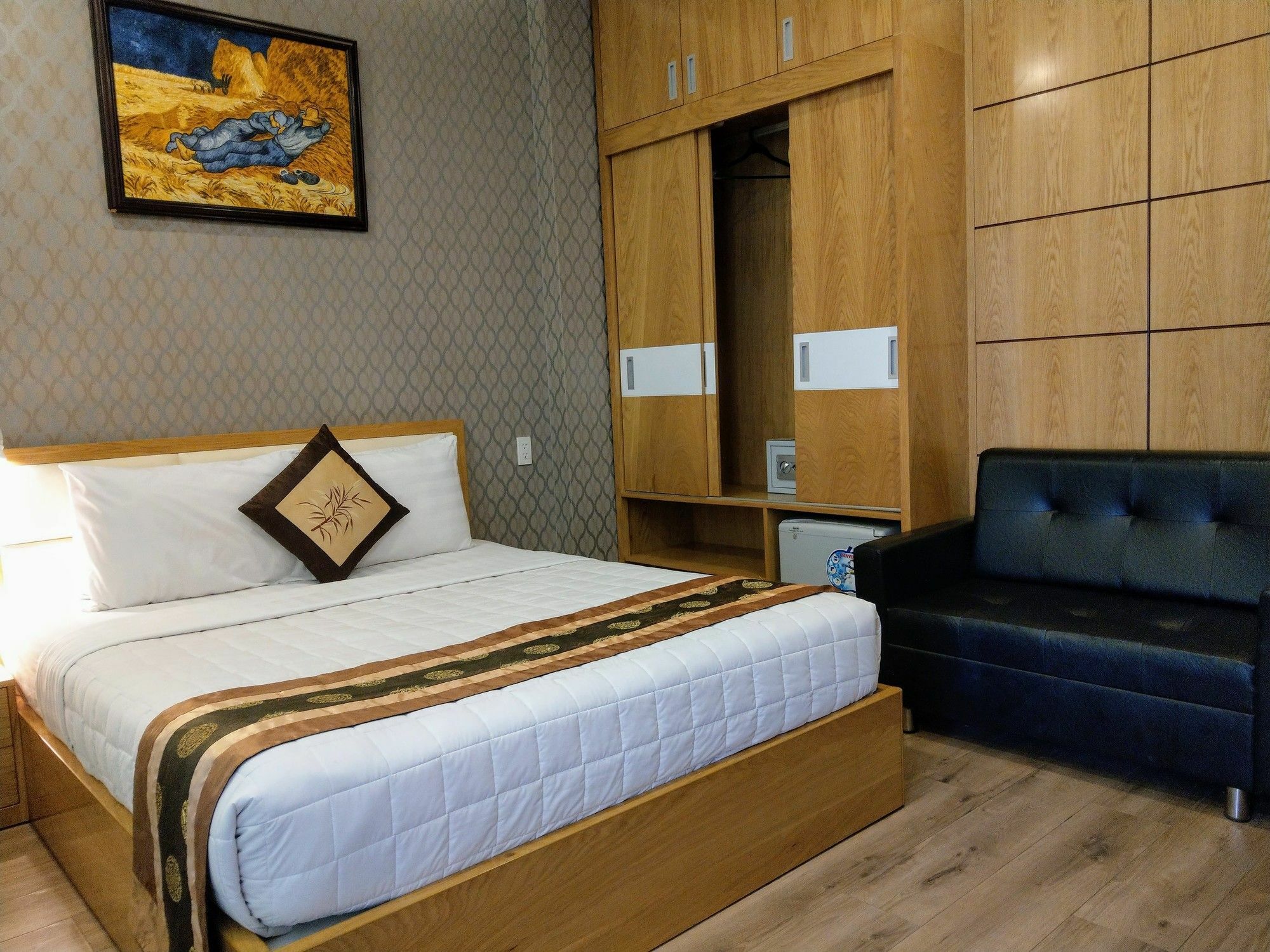 A25 Hotel - 75 Le Thi Hong Gam Хошимин Экстерьер фото